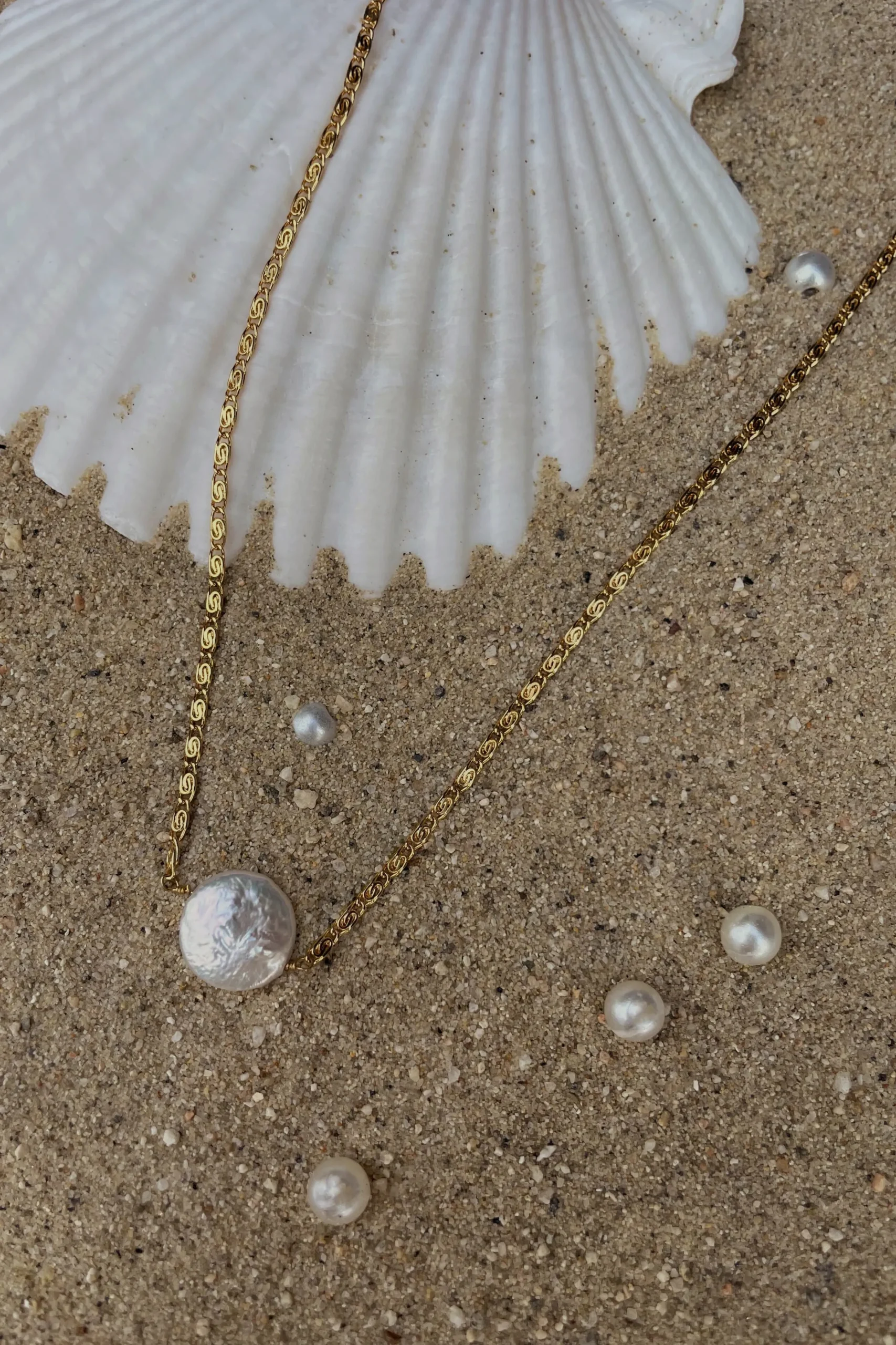 JLUXLABEL Gold Thea Pearl Necklace