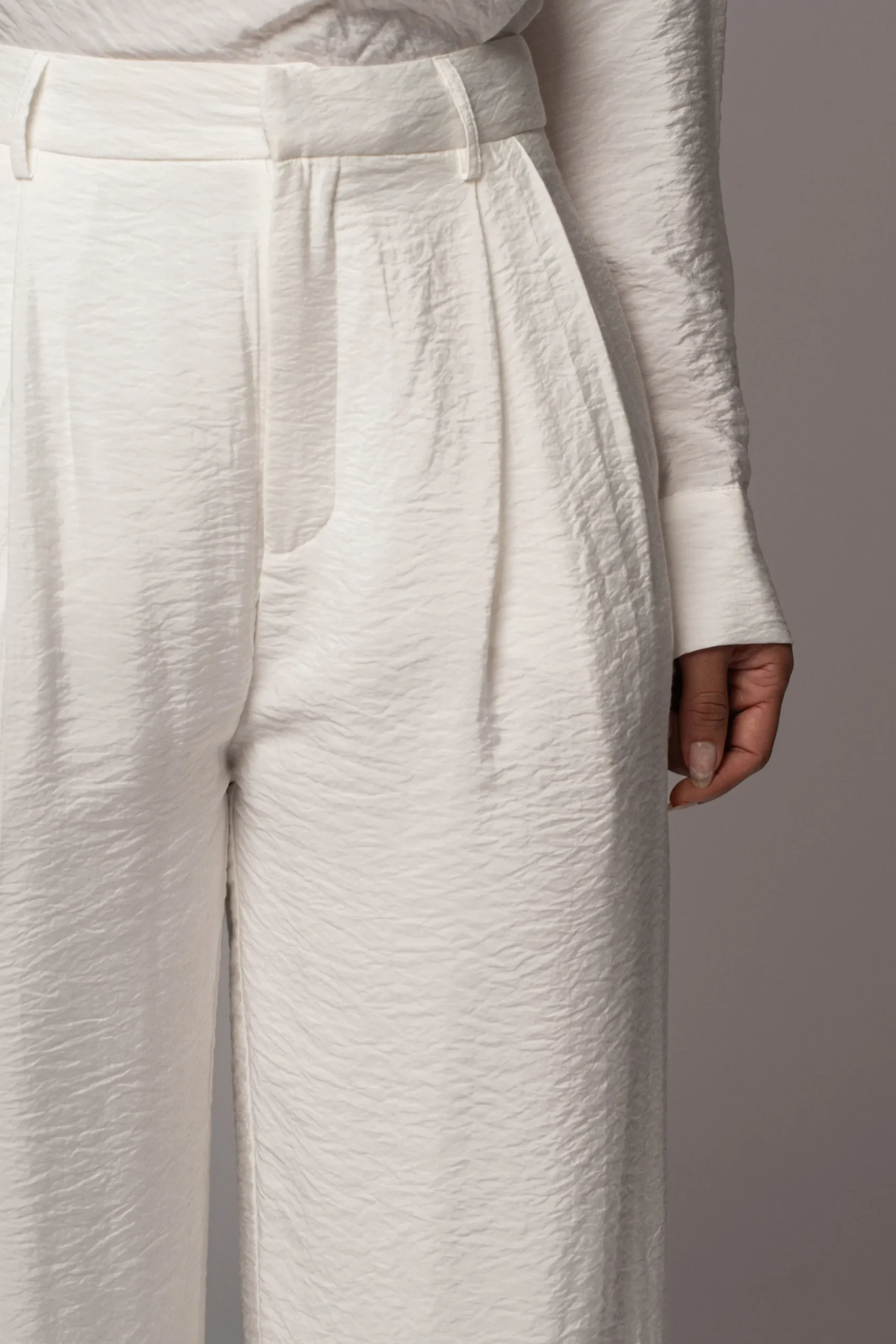 JLUXLABEL Ivory Drew Crinkled Trousers