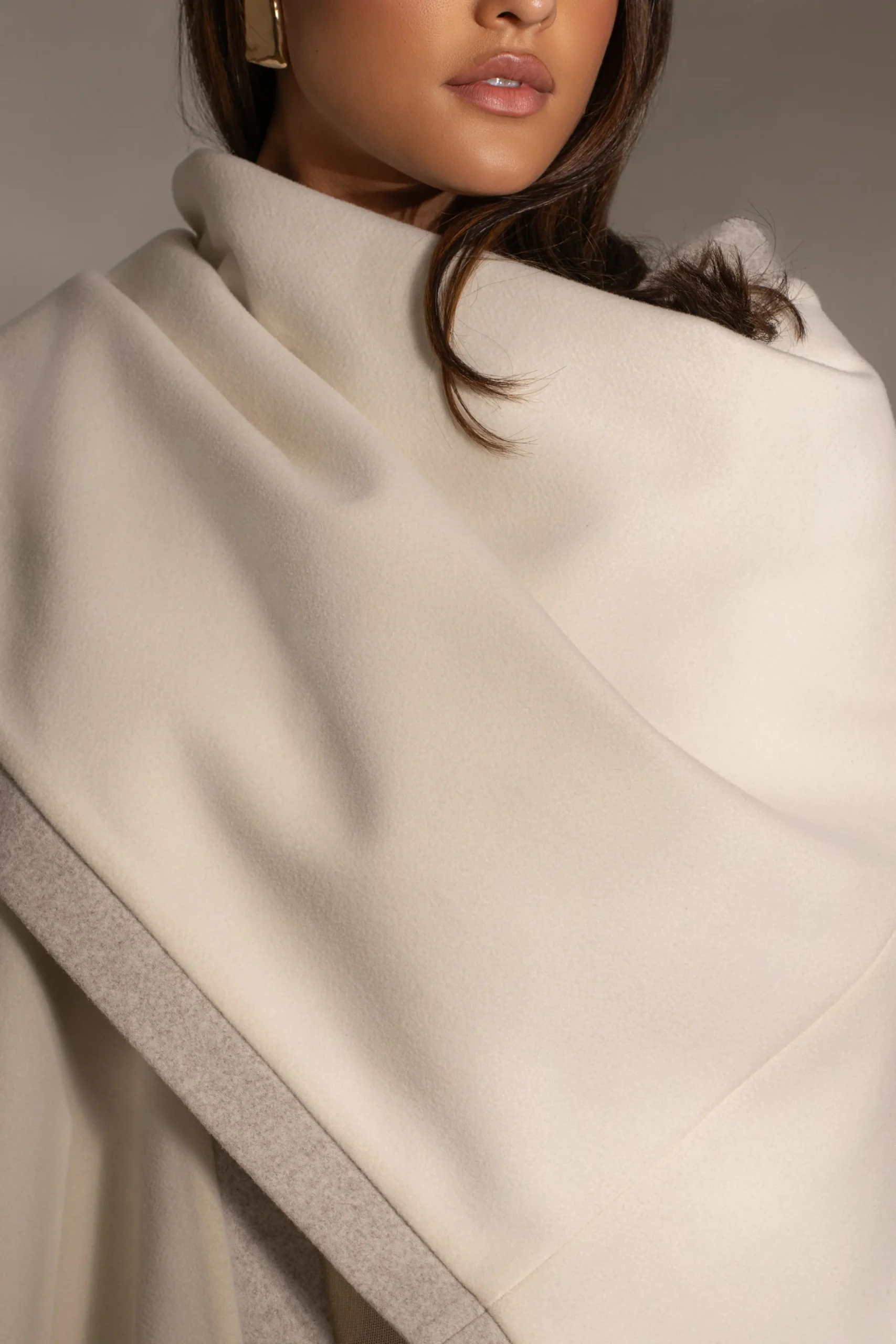 JLUXLABEL Ivory Park City Reversible Shawl