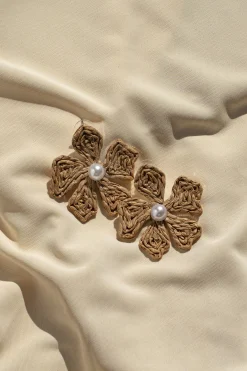 JLUXLABEL Natural Lexa Flower Earrings
