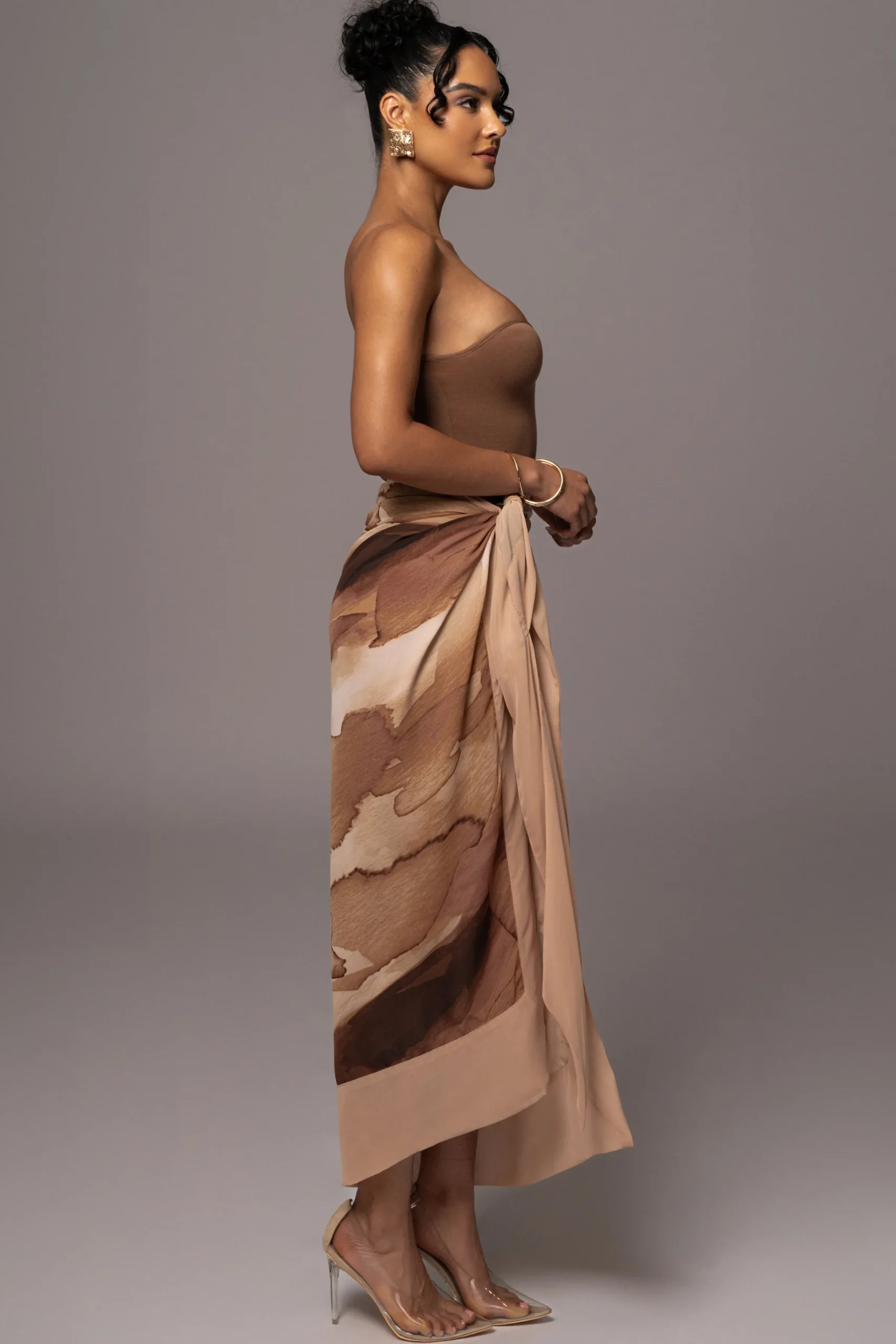 JLUXLABEL Tan Abstract Marine Print Sarong
