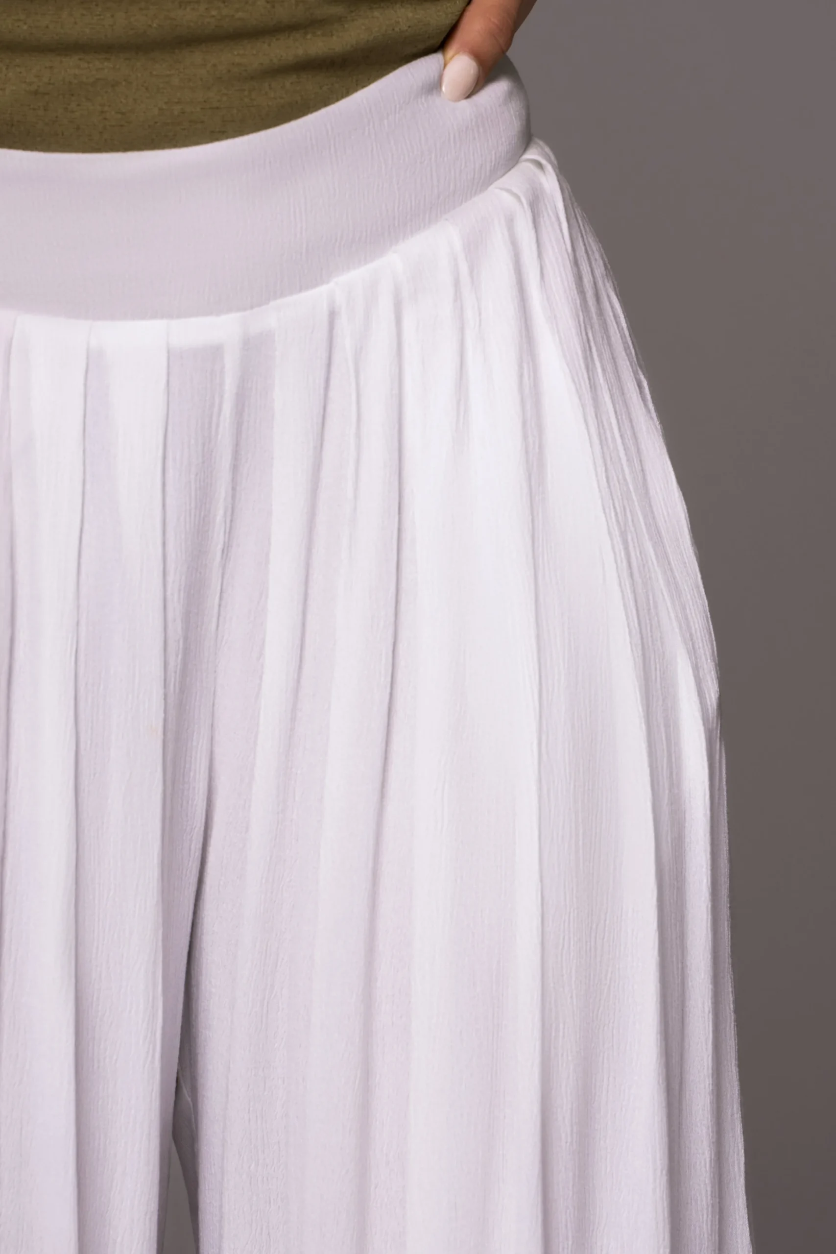 JLUXLABEL White After Sunset Pleated Pants