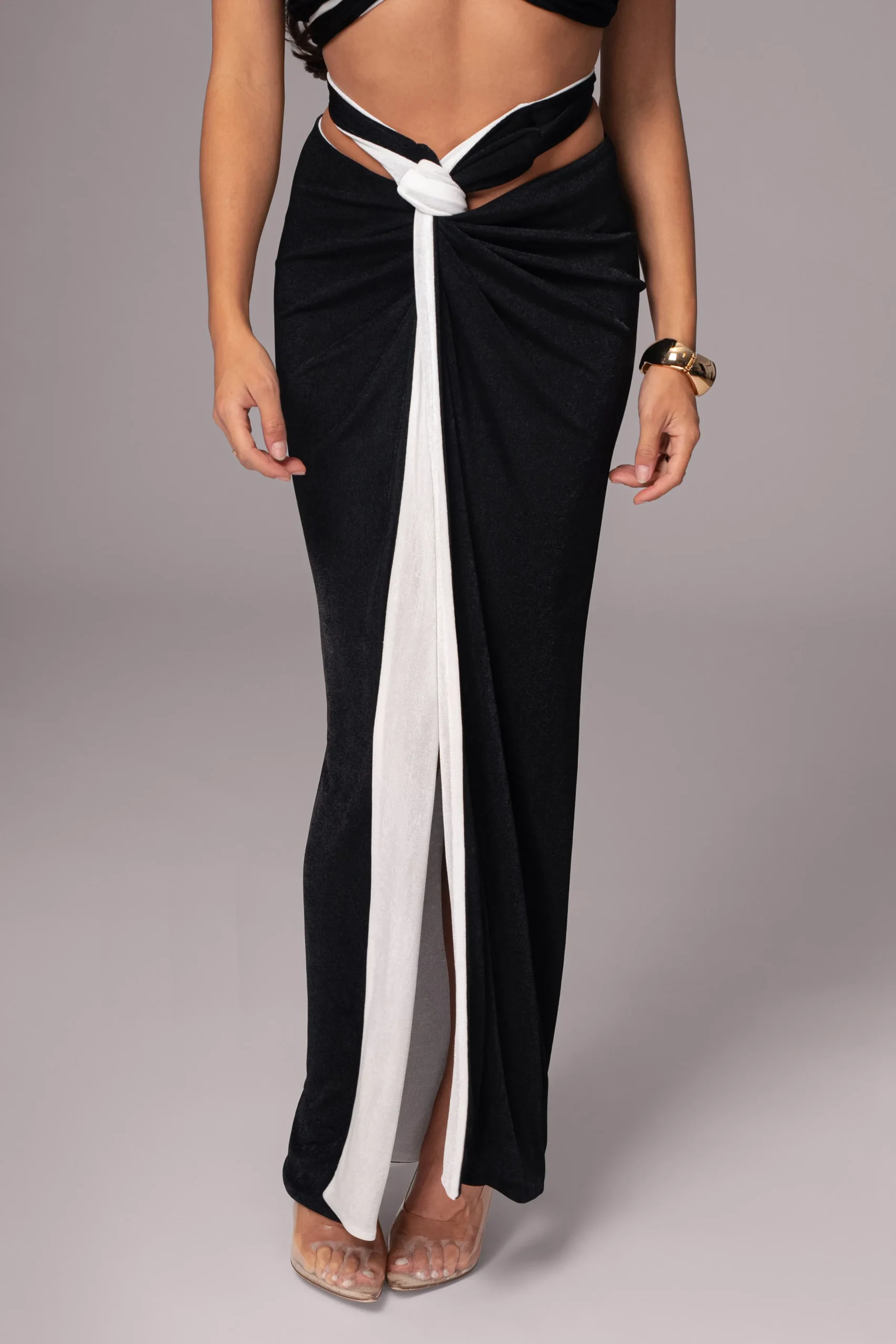 JLUXLABEL White/Black Venus Reversible Skirt Set