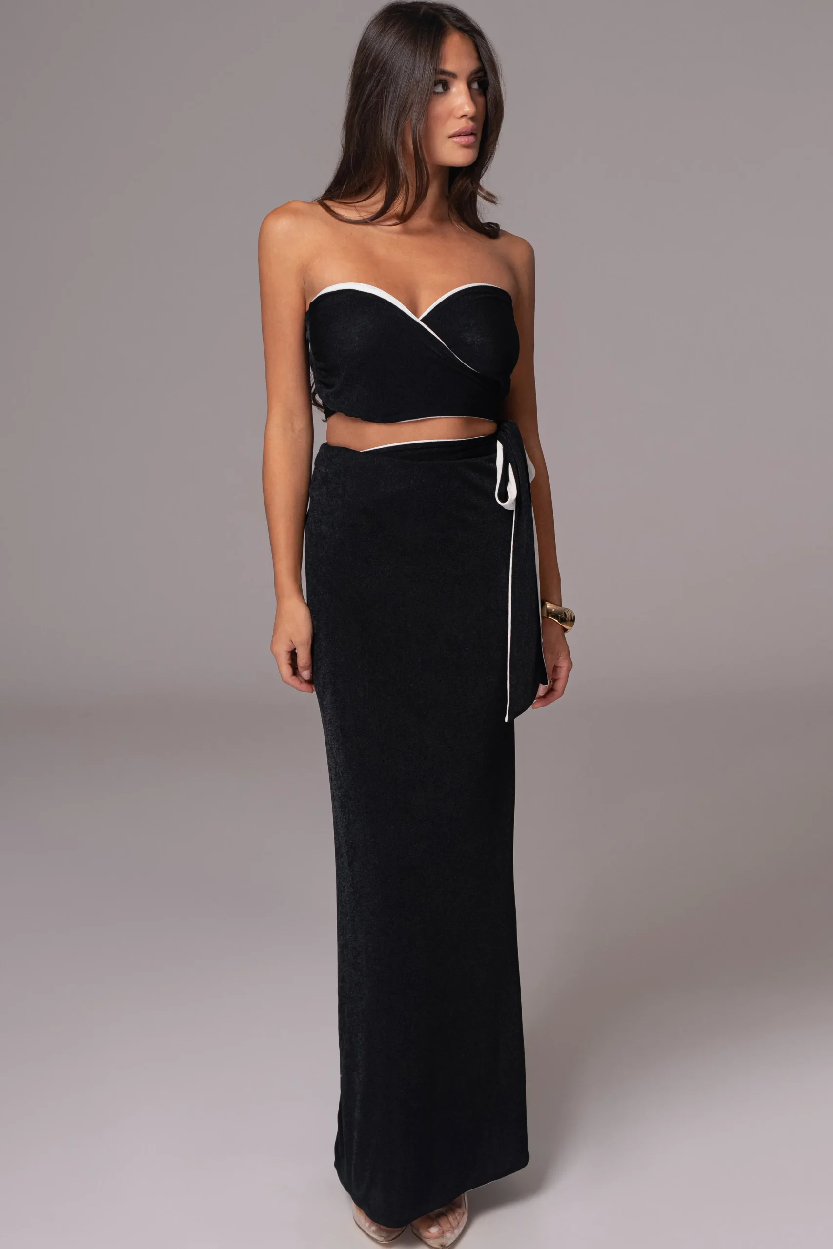 JLUXLABEL White/Black Venus Reversible Skirt Set