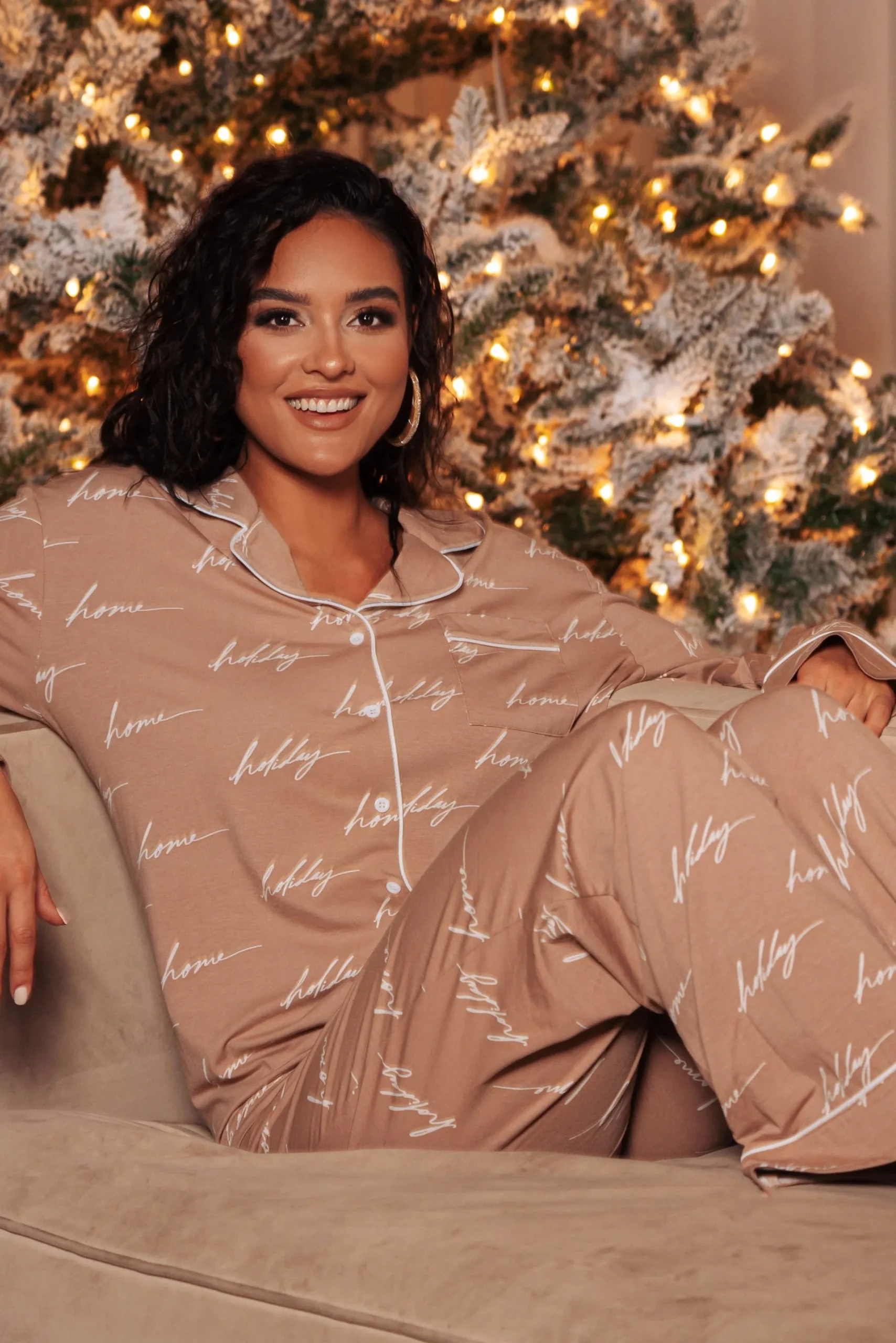 JLUXLABEL White/Tan Home For The Holiday Adult Pajama Set